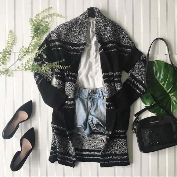 Athleta Sweaters - Athleta duster black grey striped sweater cardigan